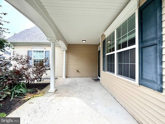 37 Murano Dr
