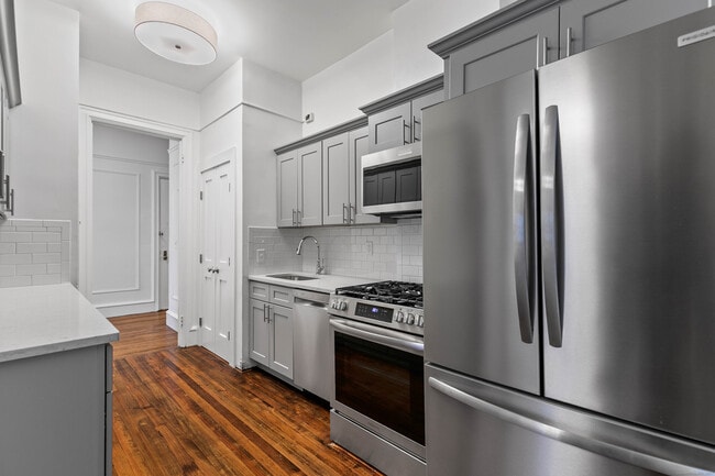 Building Photo - 284 Orange St Unit 102