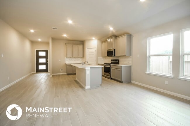 Photo - 610 Ellwood Terrace Ln