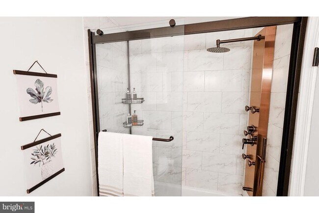 Photo - 2223 Payne Terrace SE