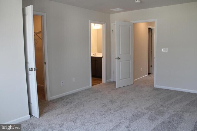 Photo - 517 Merganser Wy