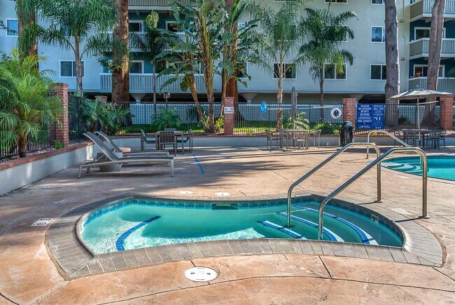 Photo - Regency at Mountain View