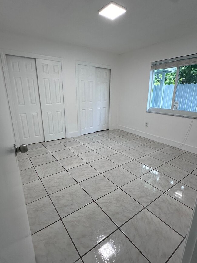 Photo - 1864 NW 27th St Unit 1 (Front)