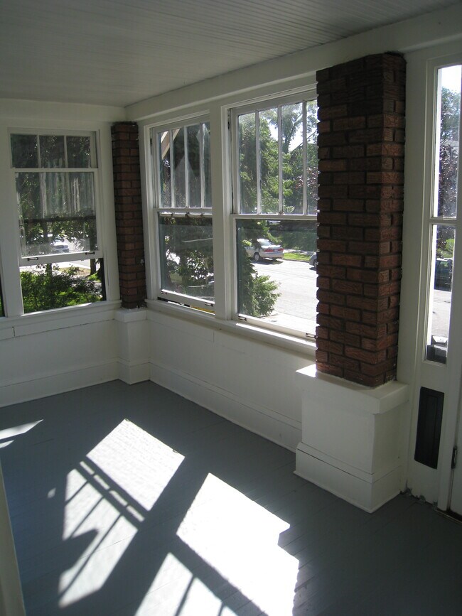 Photo - 617 21st Ave S