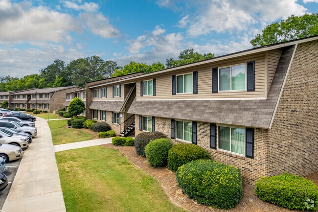 Huckleberry Hill Apartments