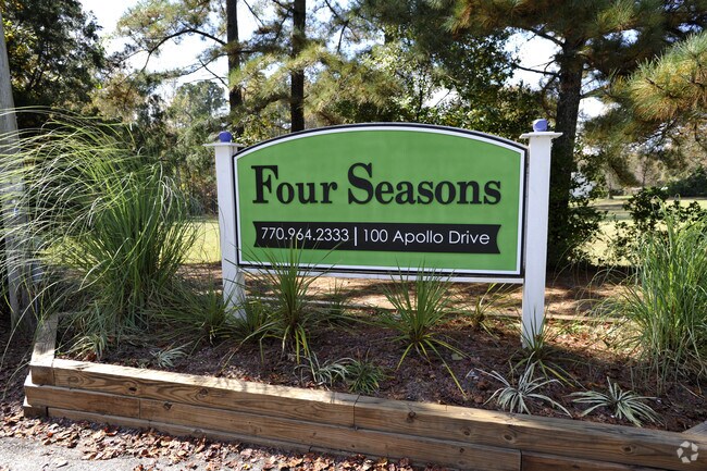 Photo - Four Seasons