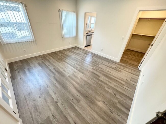 Photo - ***1 Bed 1 Bath apartment in the most desi... Unidad #86-4 N Catalina