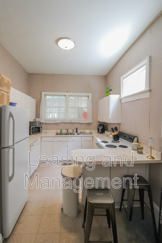 Photo - 208 Calhoun St Unit A