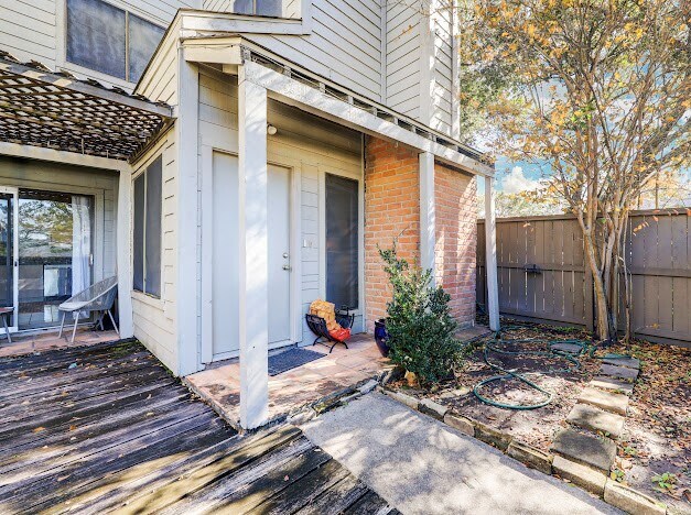 Photo - 1617 S Kirkwood Rd