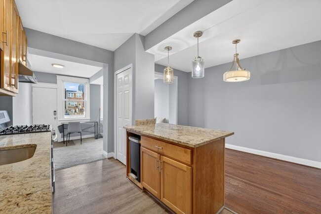 Photo - Gorgeous 4br/2ba in Brookland!