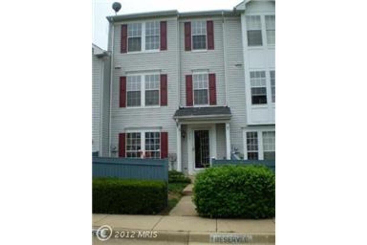 Fantastic 3 Bedroom Townhouse in Wellingto... - Fantastic 3 Bedroom Townhouse in Wellingto...