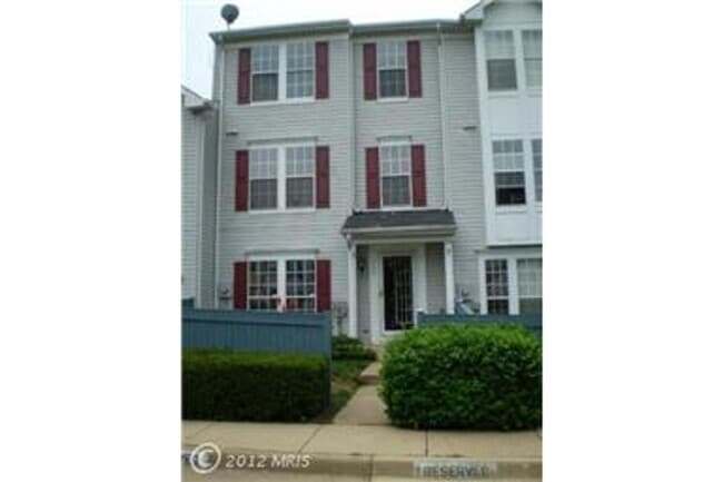 Building Photo - Fantastic 3 Bedroom Townhouse in Wellingto...