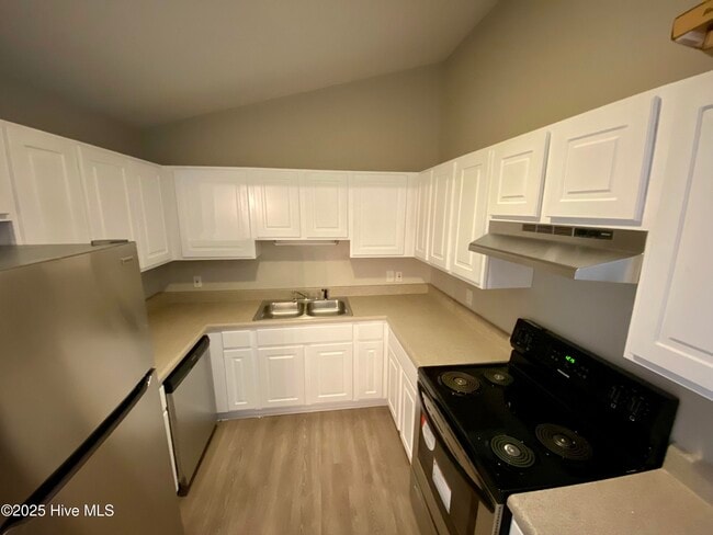 Photo - 3001 MacGregor Downs Rd Unit 102