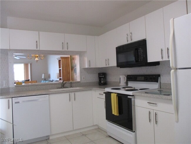 Photo - 7818 Emerald Cir Unidad E-203