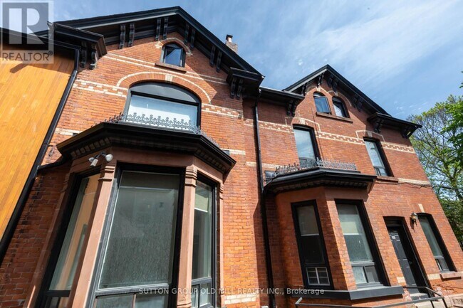 Photo - 133 Dunn Ave