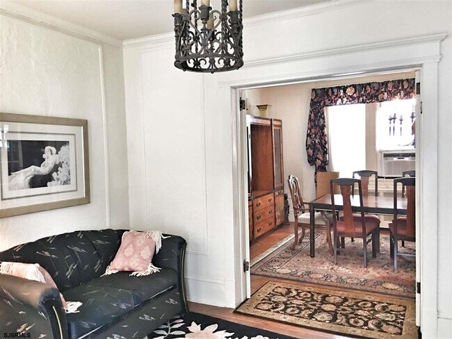 Photo - 104 S Wissahickon Ave