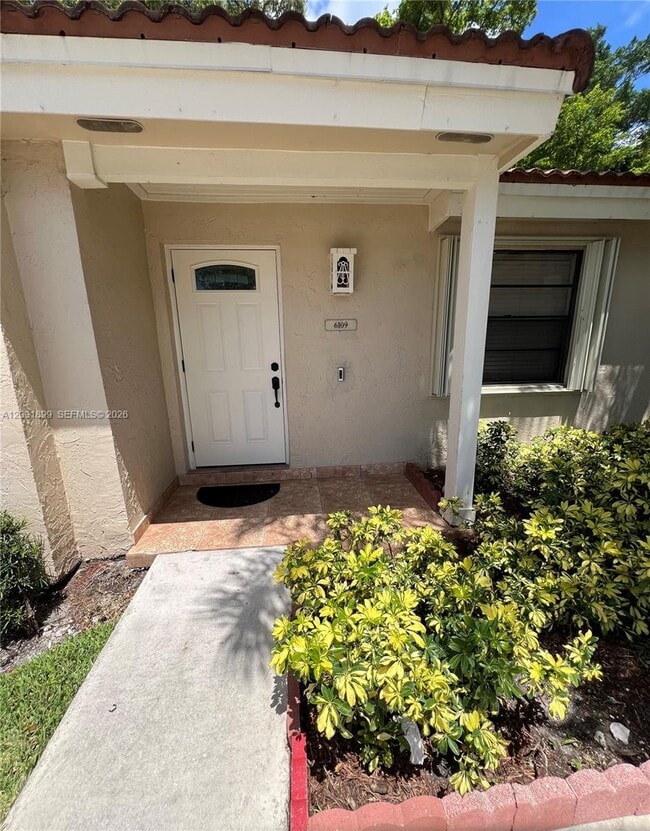 Photo - 6109 NW 171st St