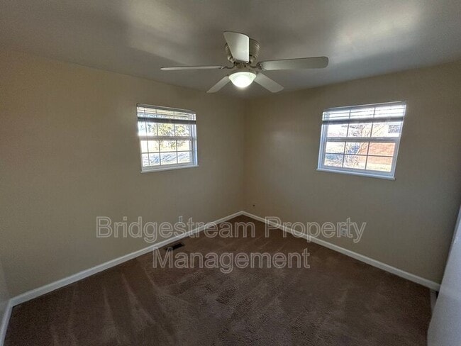 Photo - 5476 Broomall St