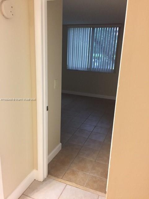 Photo - 10781 Cleary Blvd Unidad 112