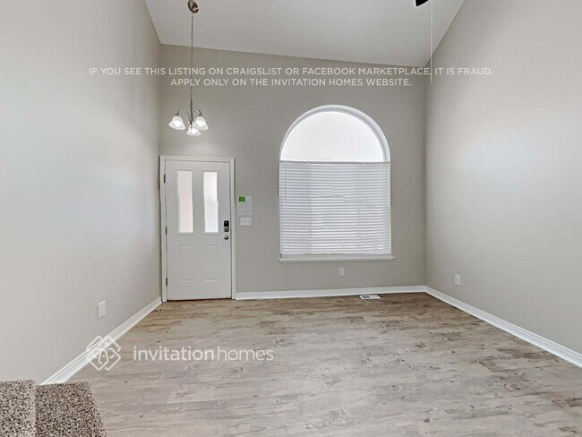 Photo - 721 Harvest Field Way