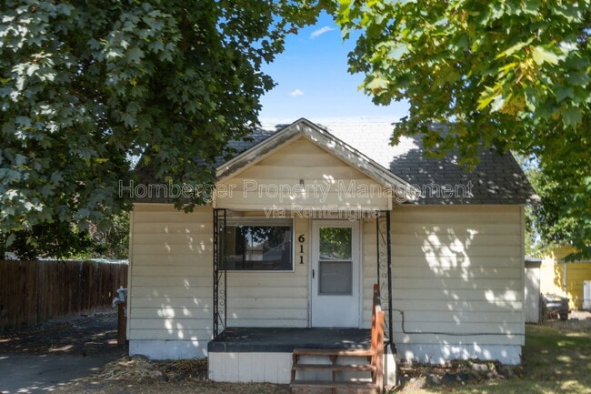 Photo - 611 E Longfellow Ave