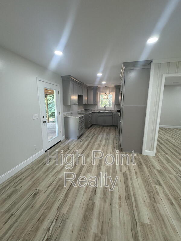255 Bailey Chapel Rd