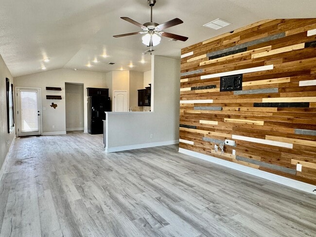 Photo - Beautiful 3/2/2 Home with Appliances and Upgrades in Frenship ISD!