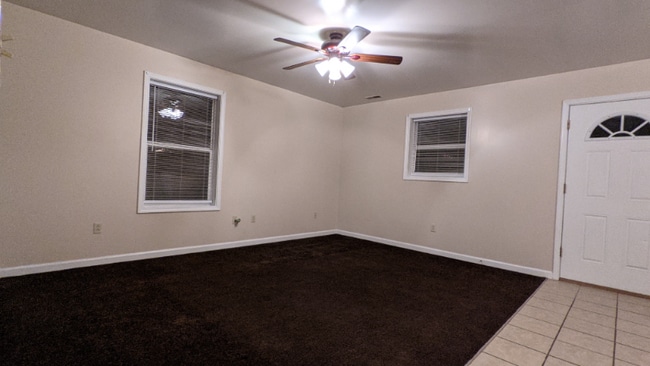 Photo - 100 Schultze St