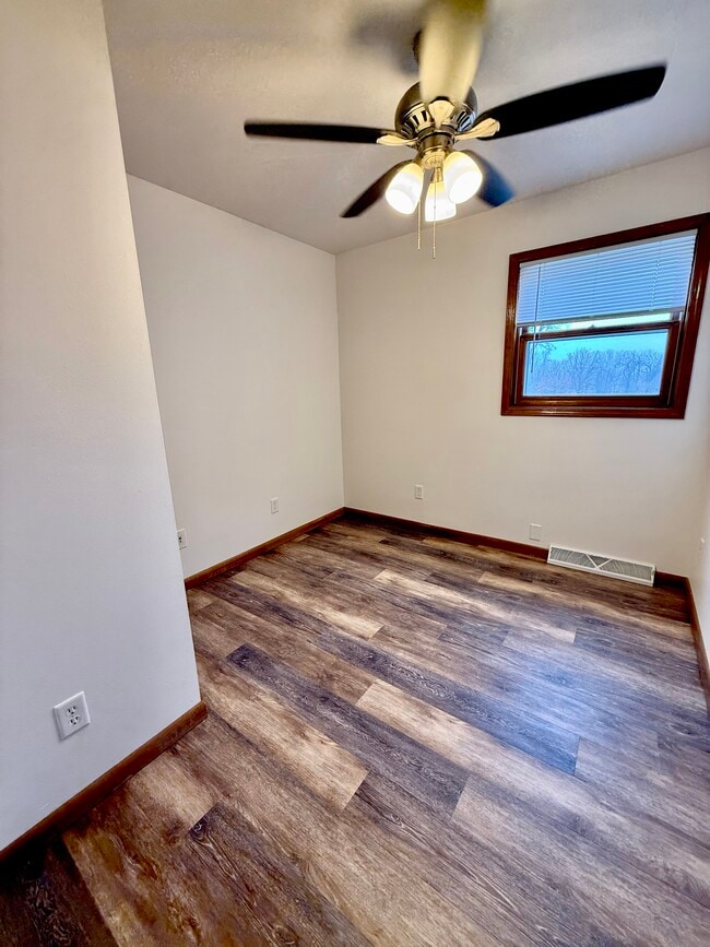 Photo - 2006 Floyd Pl Unidad 4