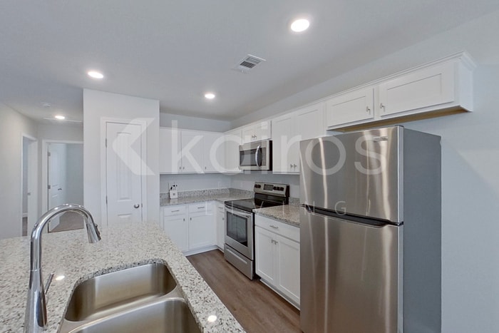 Photo - 105 Western Red Cedar Dr
