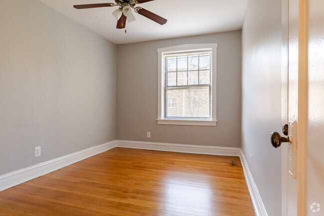 2 HAB, 2 BA - 870 ft² - 238-250 Washington Blvd. and 347-357 S. Ha...