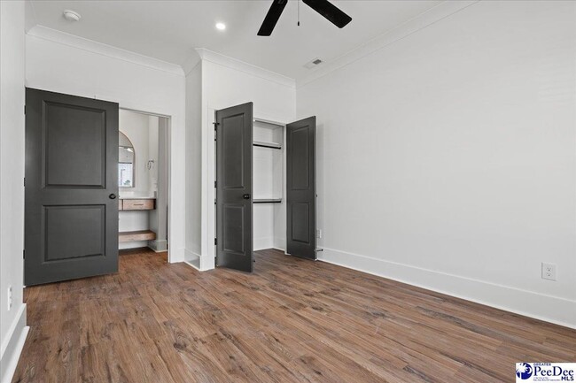 Photo - 1302 Twelve Oaks Ln