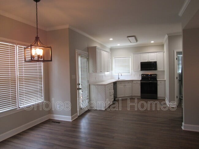 Photo - 1843 Russet Woods Ln