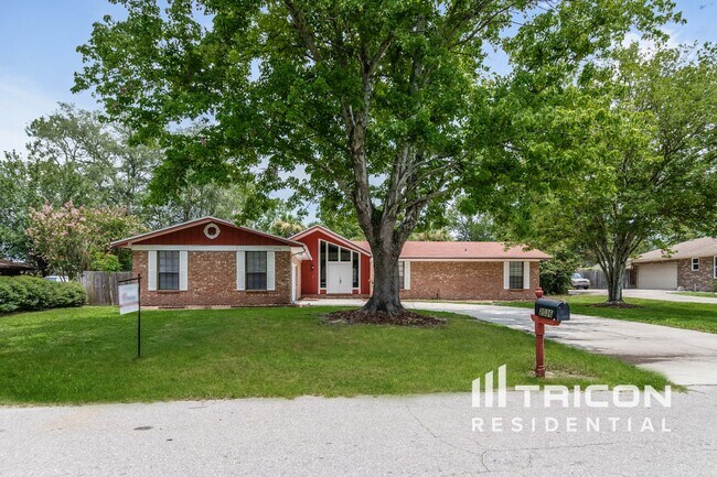 Photo - 2036 Pompano Pkwy