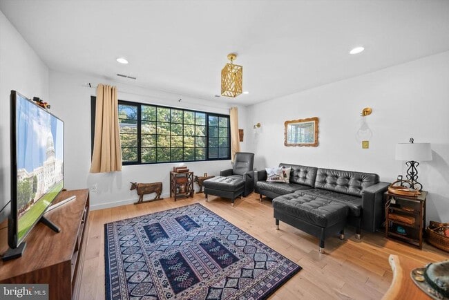 Photo - 4214 50th St NW