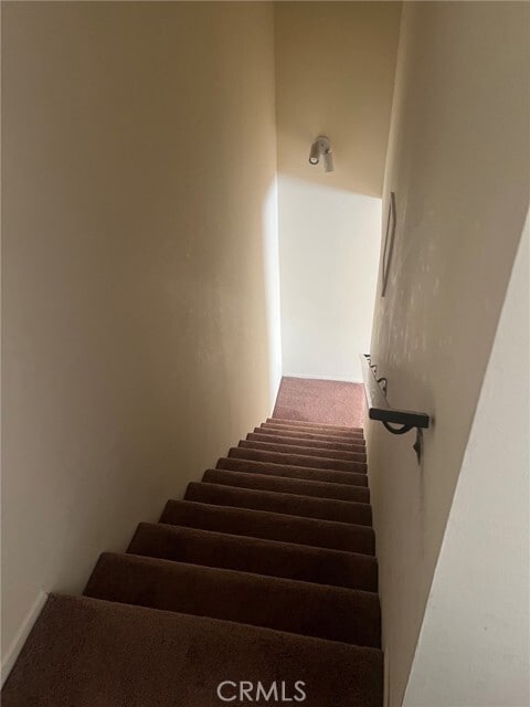 4381 Ventura Canyon Ave Unidad 9