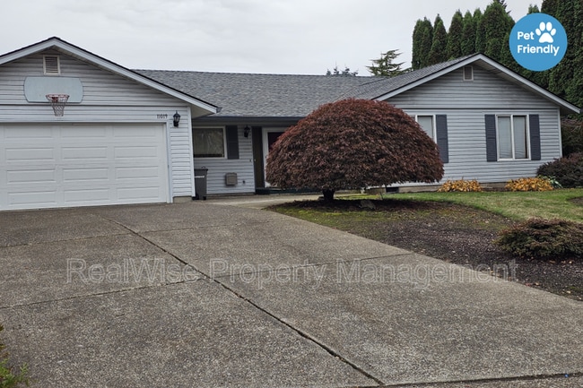 Building Photo - 11019 NW 33rd Ave