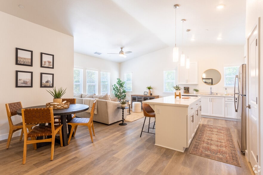 Abundant natural light