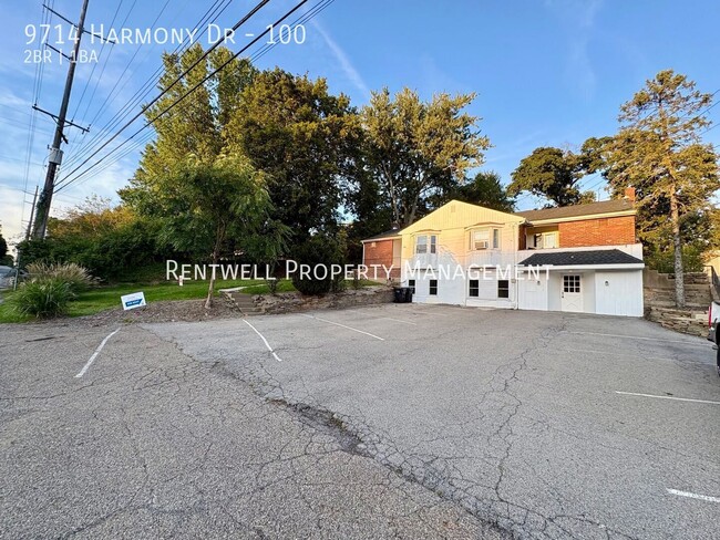 Building Photo - 9714 Harmony Dr Unit 100