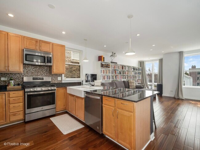 Photo - 3502 W Diversey Ave