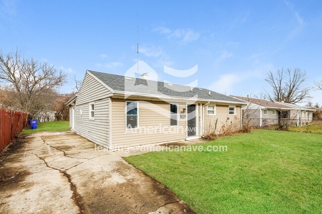 Photo - 3921 Palmerston Ave