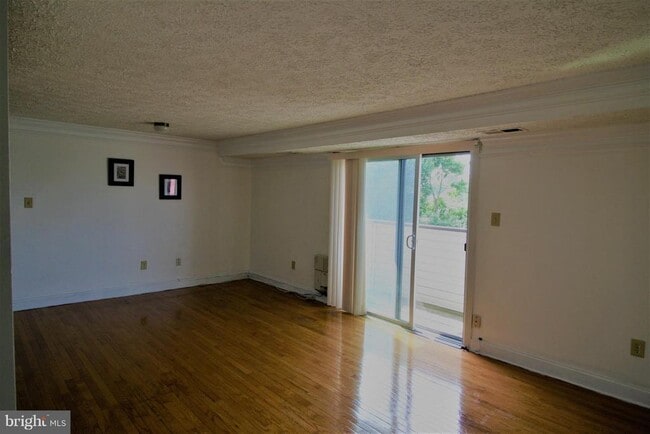 Building Photo - 19517 Gunners Branch Rd Unit 424