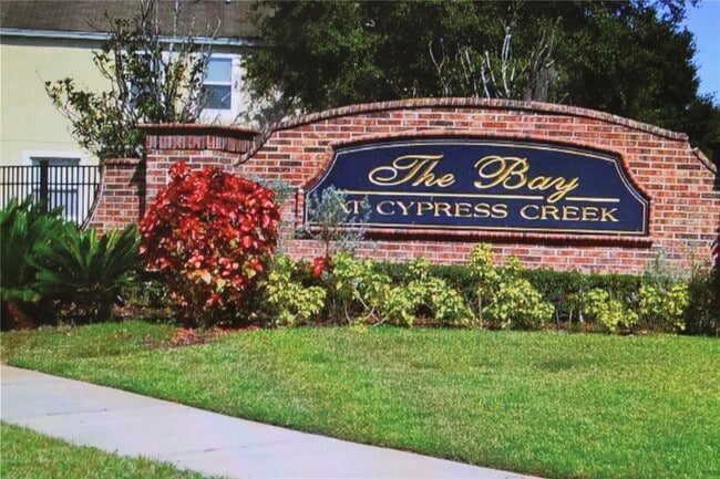 Photo - 2540 Glenrise Pl