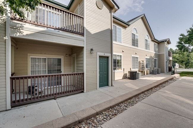 Building Photo - Beautiful 3 Bed, 2 Bath Condo in NW Fort Collins!
