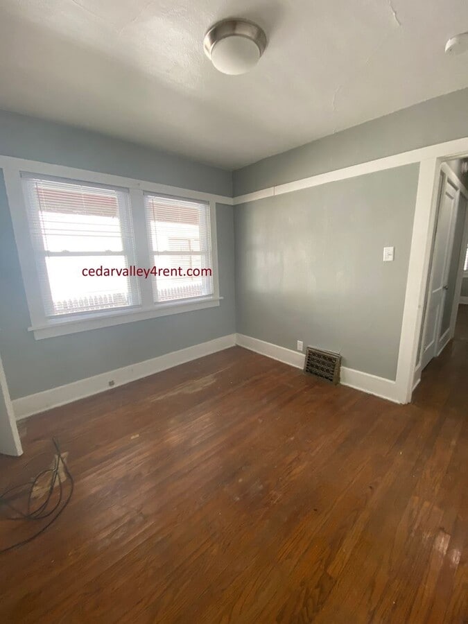 Photo - 1233 Logan Ave