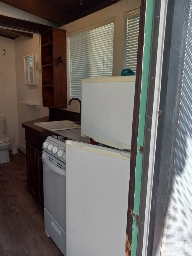 Building Photo - 1202 N Spaulding Ave Rental