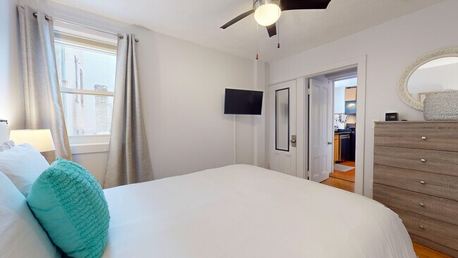 Photo - 282 Washington St Unit 2