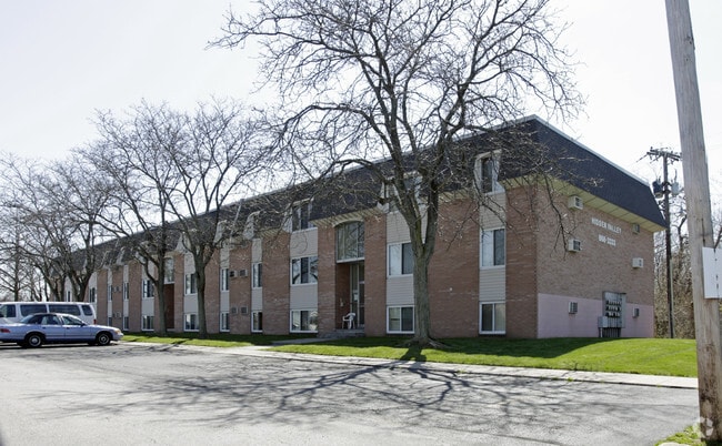 Hidden Valley Apartments - Hidden Valley Apartments
