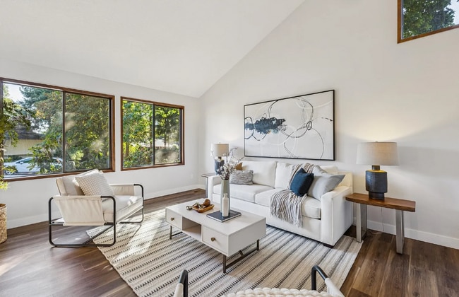 Photo - 2583 Pimlico Dr