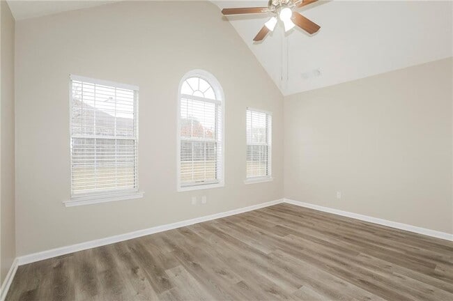 Photo - 6005 Winston Trce